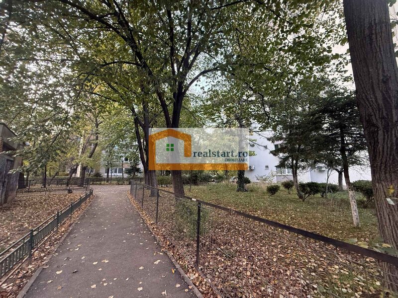 Romancierilor, bloc anvelopat, toate instalatiile noi, 2 lifturi